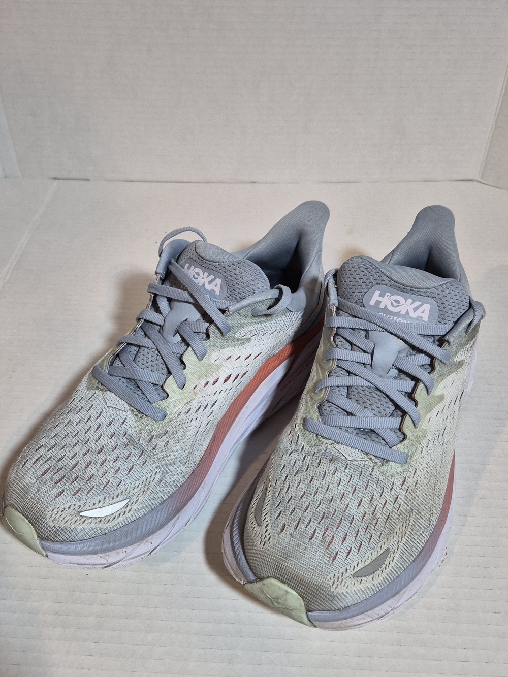 HOKA Women's Clifton 8  - Lightweight Support